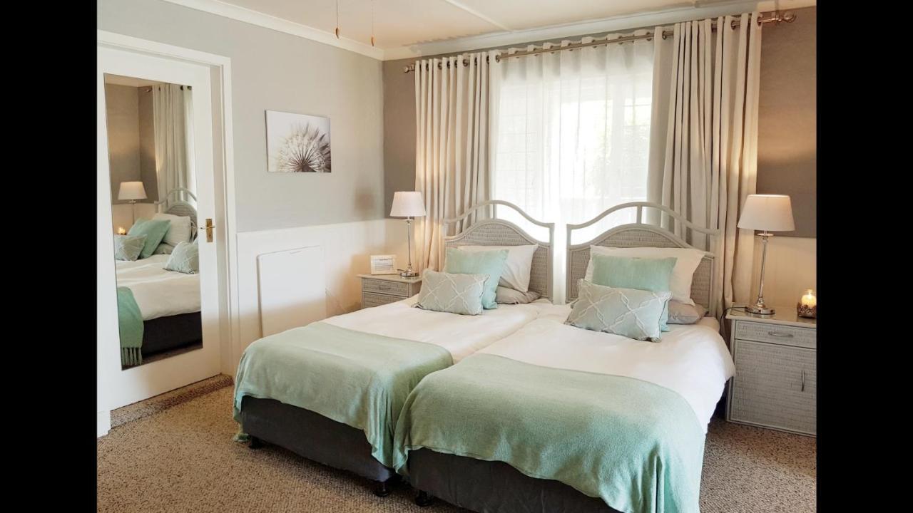 Hotel Azure House Knysna Exterior foto